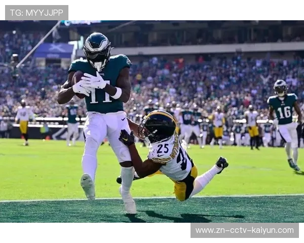 老鹰外接手AJ布朗复出首秀达阵，赫茨传球评分创新高